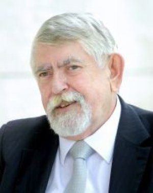 Dr. Miklós Kásler